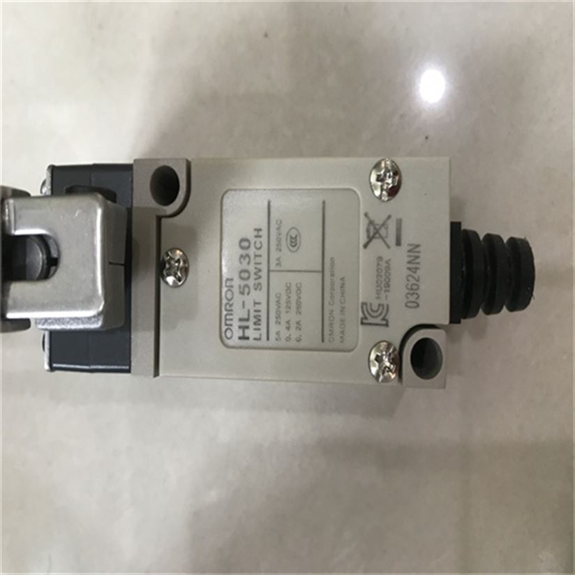 OMRON距離傳感器E3ZM-T81產品特點