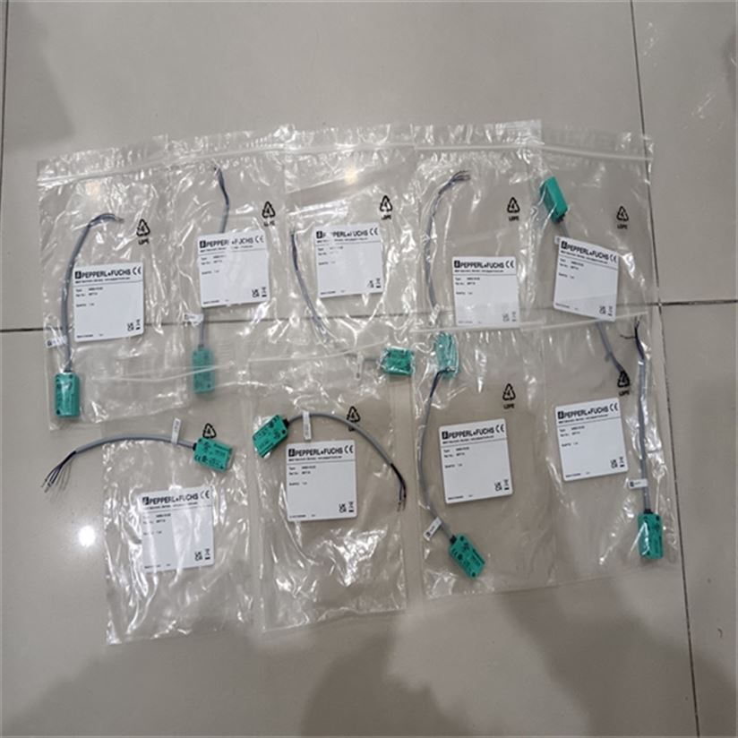 P+F傳感器UB2000-F42S-I-V15